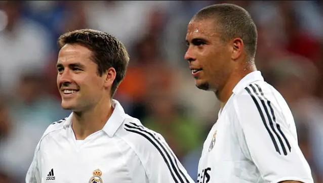 赛中屡屡以 赛中屡屡以